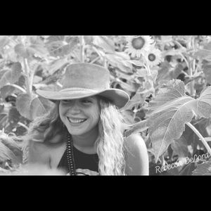 Meet your Posher, Cheyanne